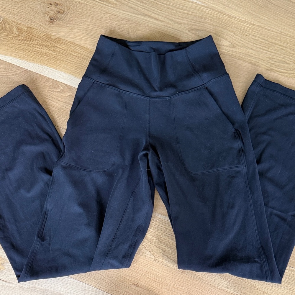Lululemon Women’s Black Flare Pants